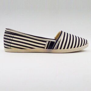 NIB Pink & Pepper Hawaii-M Blue Multi Fabric Navy/Off-White Striped Flats 8.5M